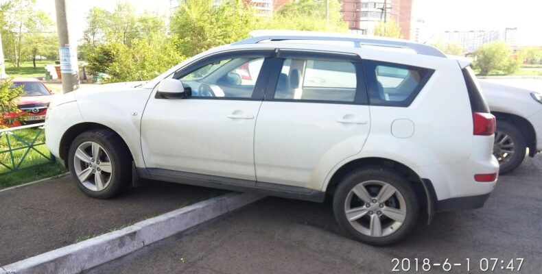 Эвакуация авто с тротуара: возможно ли и что делать